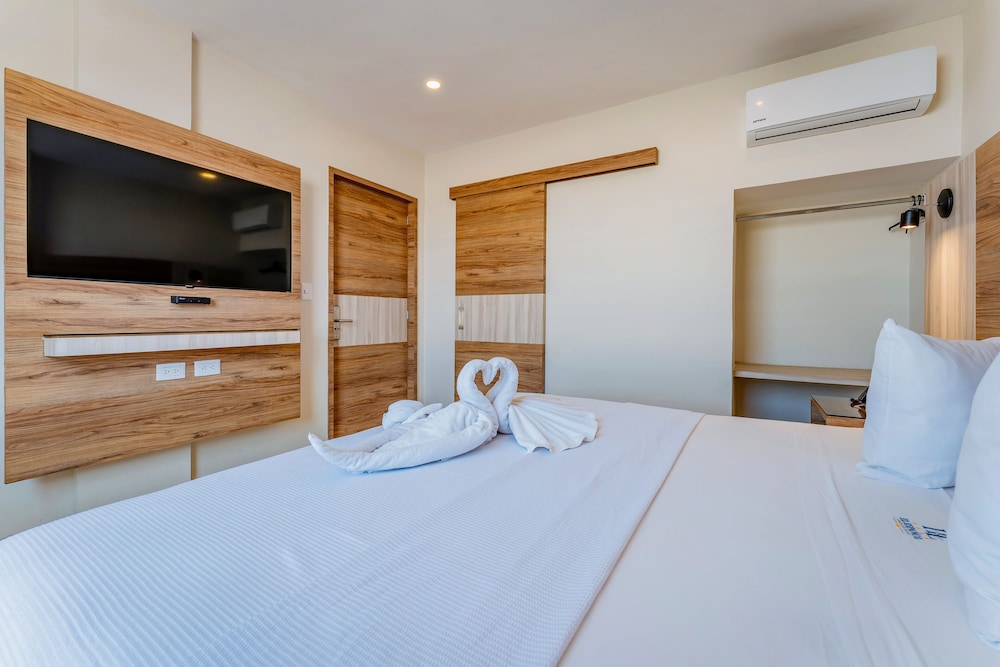 Deluxe Room - Photo 2