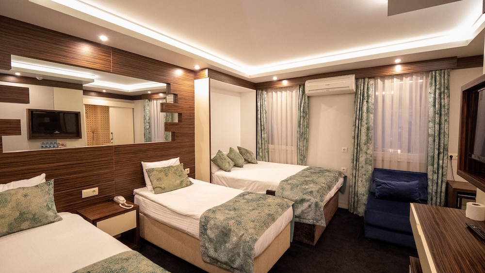 Quadruple Room photo 1
