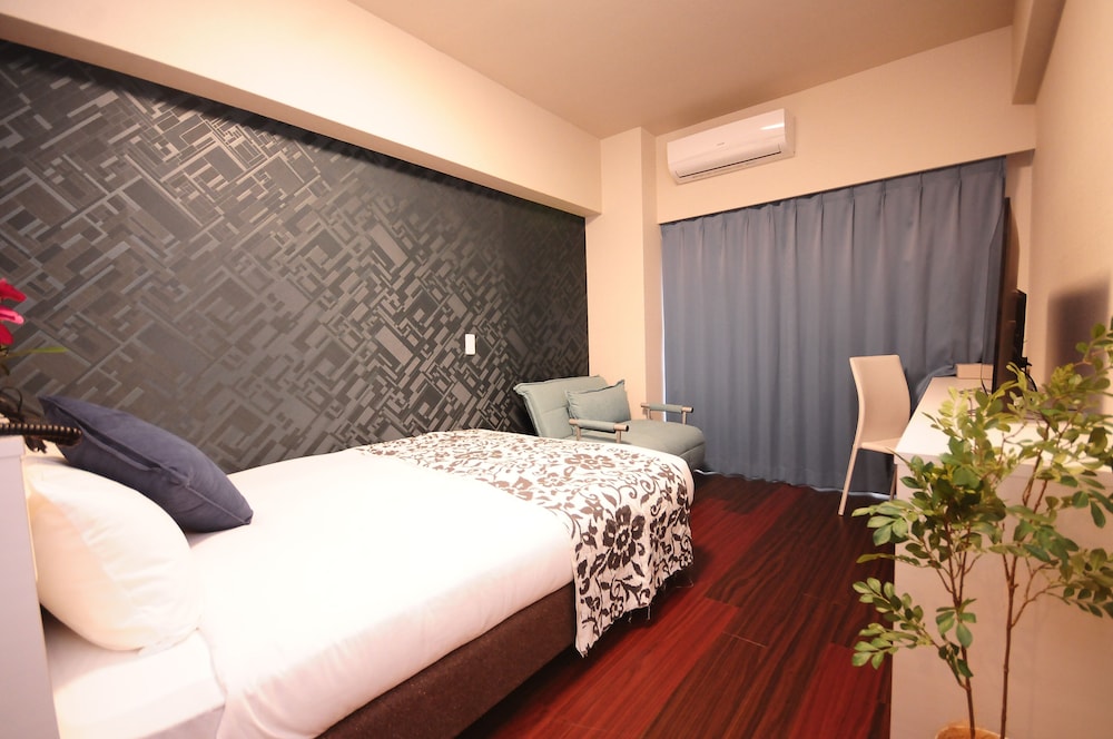 Basic Double Room, Smoking - Photo 3