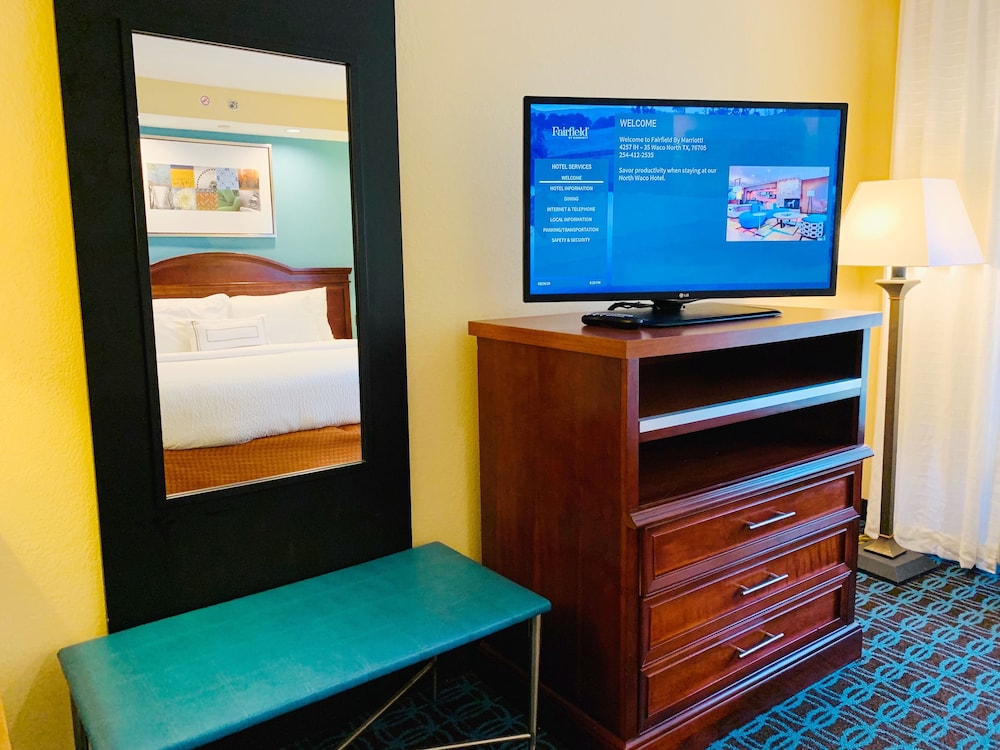 Suite, Multiple Beds, Non Smoking - Photo 2
