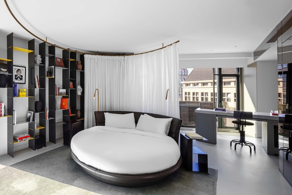 Studio Suite, 1 Bedroom photo 3