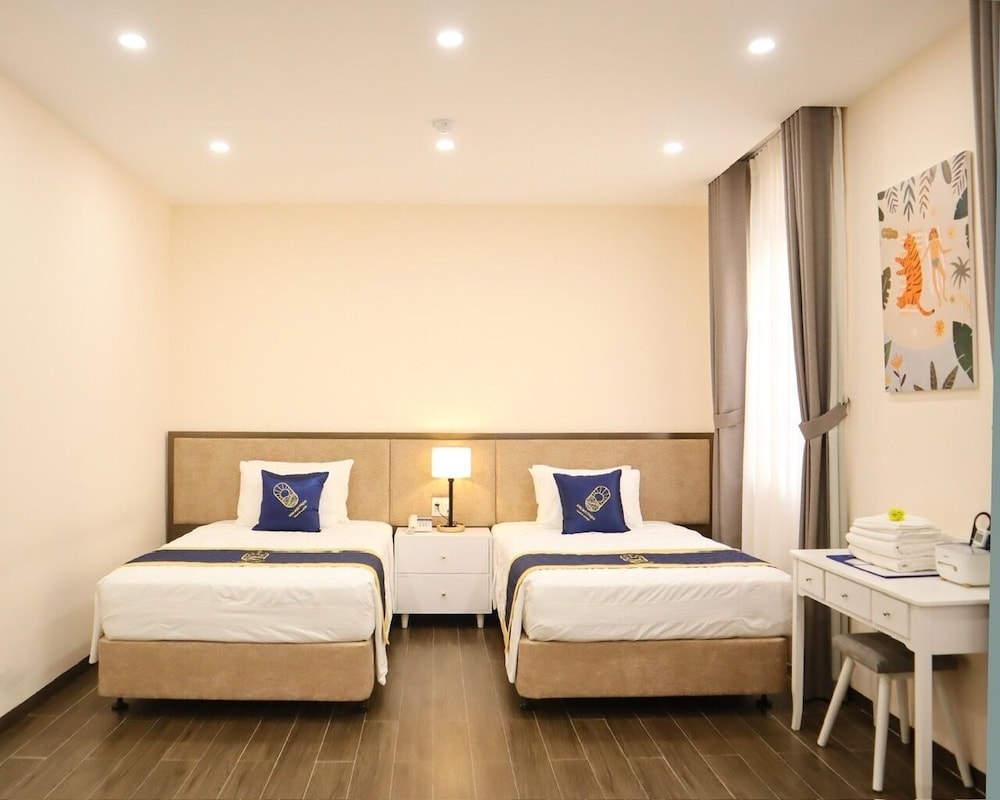 Deluxe Double or Twin Room - Photo 1