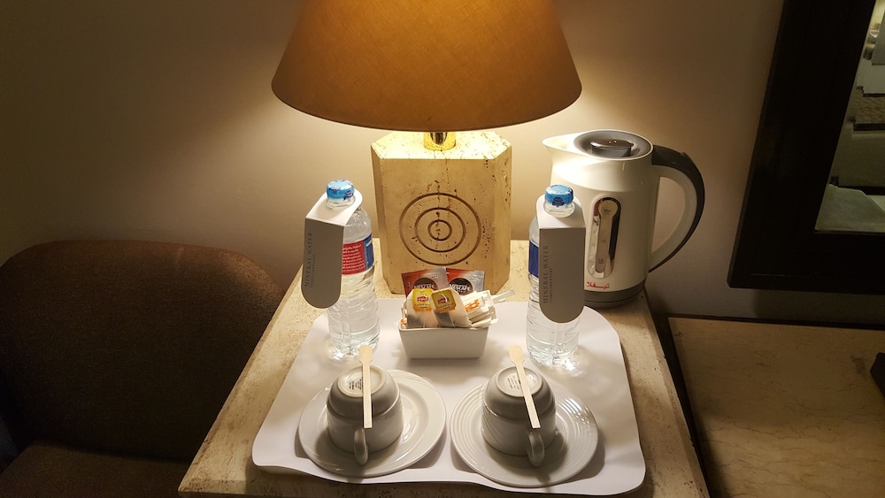 King Bed Duplex Suite thumbnail 6