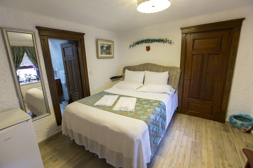 Standard Room photo 1
