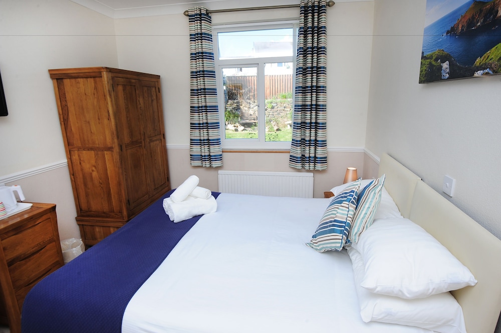 Classic Double Room (Room 9)