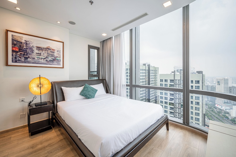 Junior Apartment
