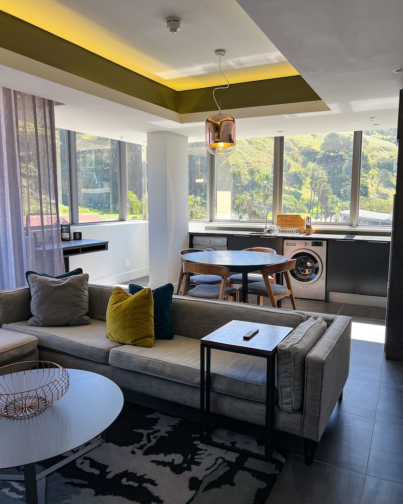 Luxury Apartment, 1 Bedroom, Kitchen photo 1