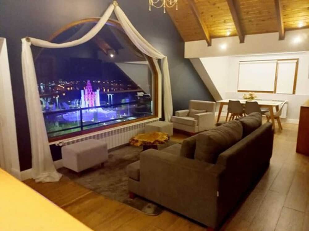 Family Penthouse, Multiple Beds, Canal View