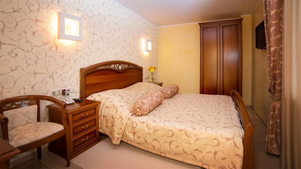 Suite, Jetted Tub photo 1
