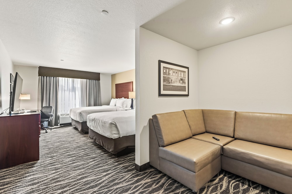 Studio, Multiple Beds, Non Smoking (with Audible/Visual Alert)