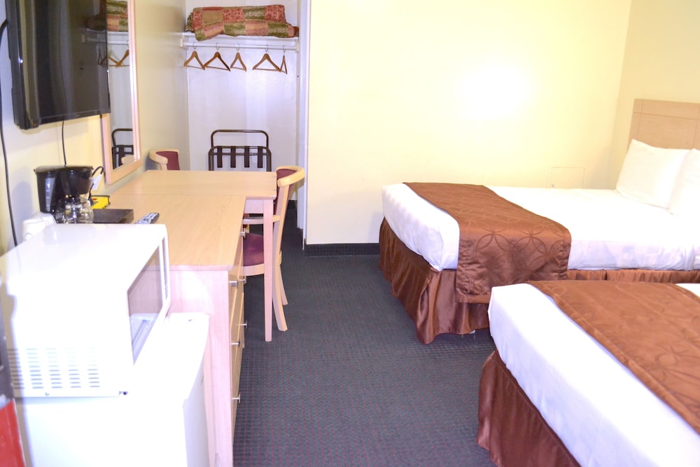 Double Room, 2 Double Beds photo 2