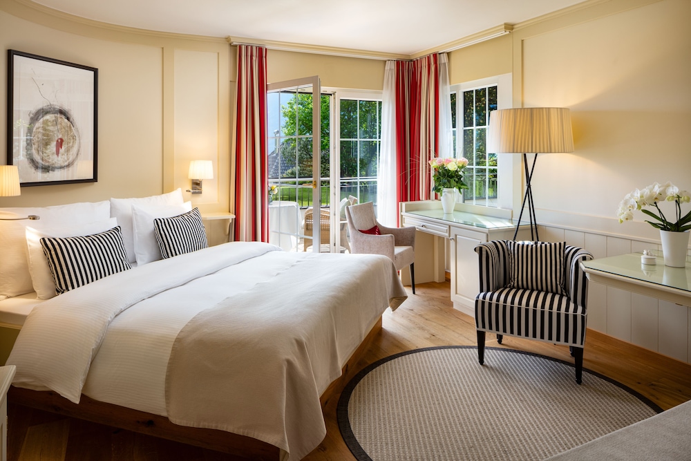 Superior Double Room, Non Smoking, Mountain View photo 2