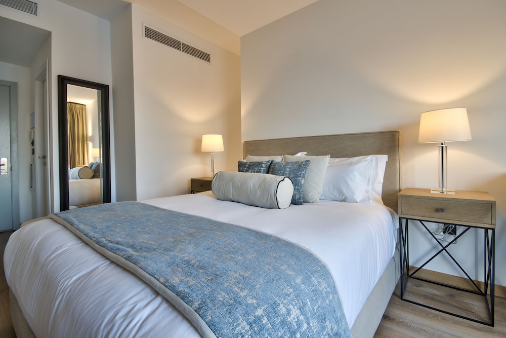 Double Room, Sea Facing photo 3
