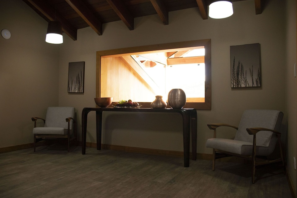 Premium Room - Photo 4