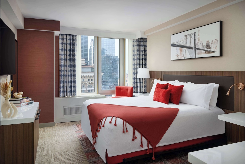 Suite, 1 King Bed, Accessible, Bathtub (Mobility)