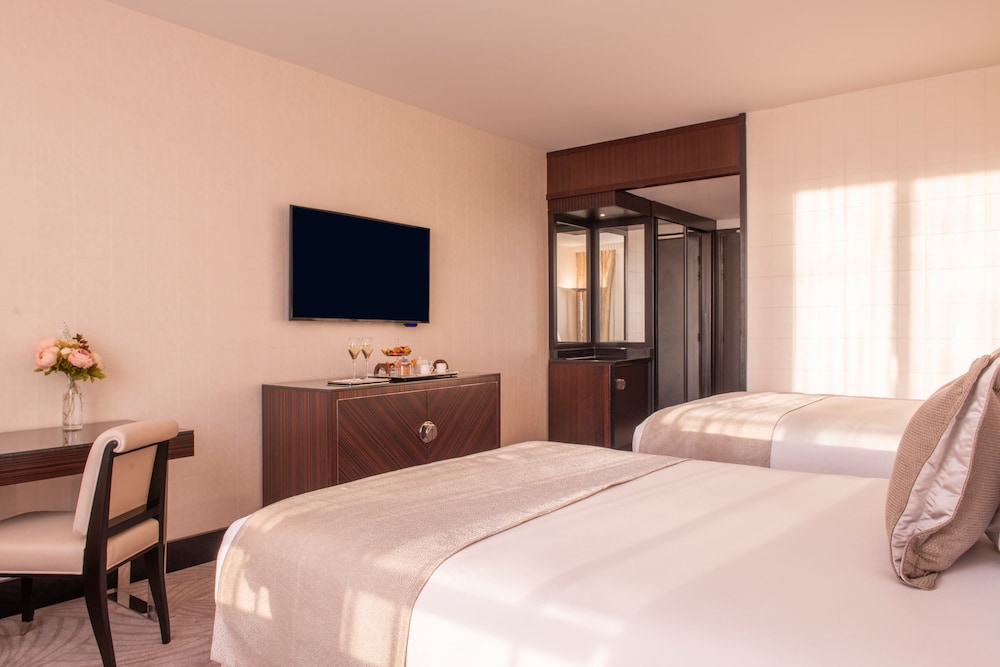 Deluxe Quadruple Room, 2 Double Beds
