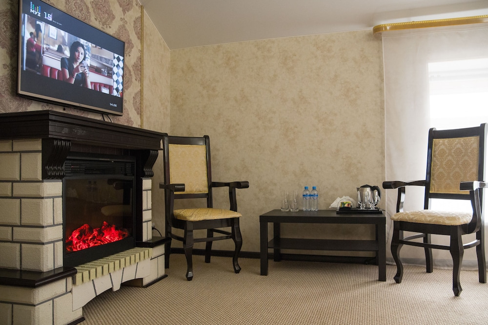 Luxury Suite, 1 King Bed photo 2