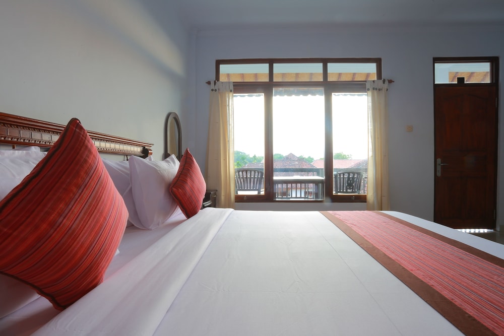 Standard Room - Photo 13