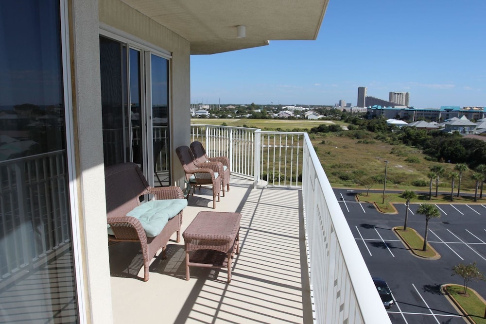 Apartment, 3 Bedrooms, Sea Facing photo 3