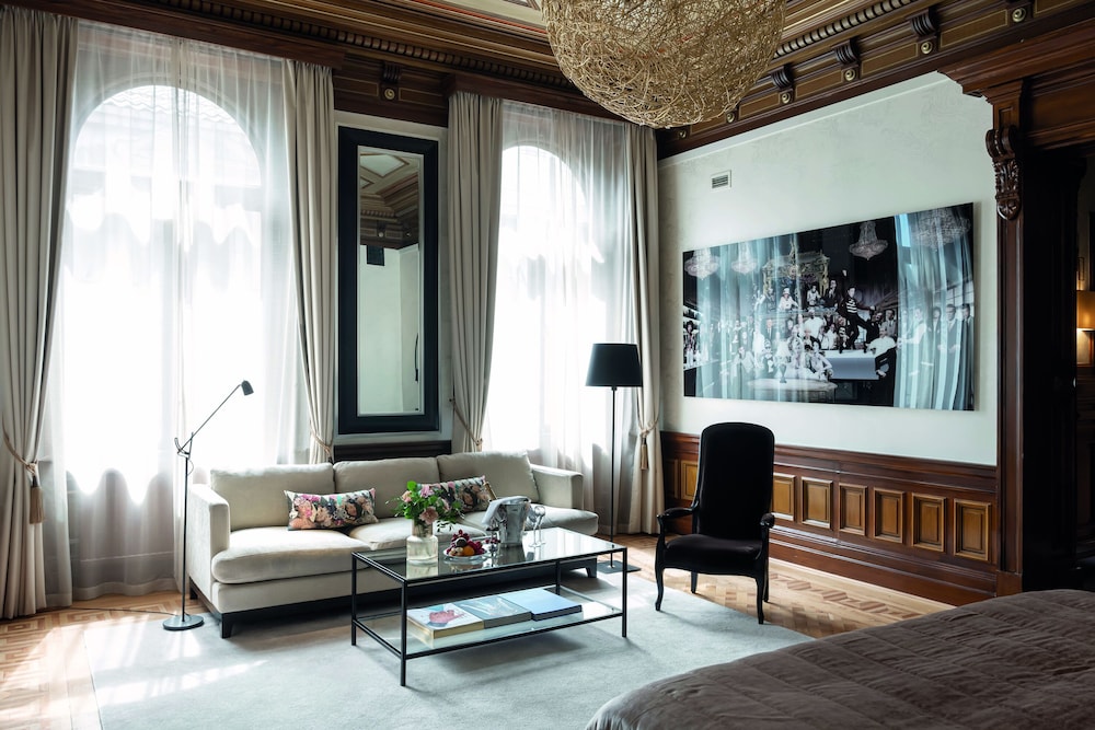 Junior Suite - Photo 17