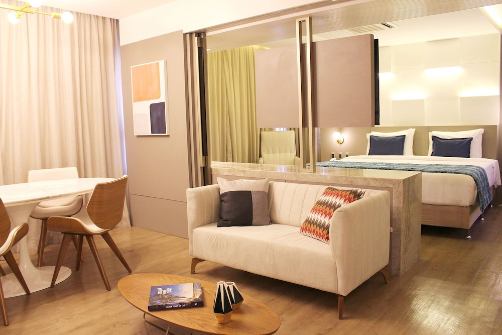 Available room