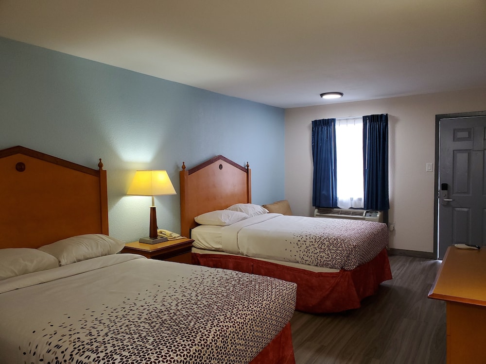 Double Room (2 double beds ) photo 1