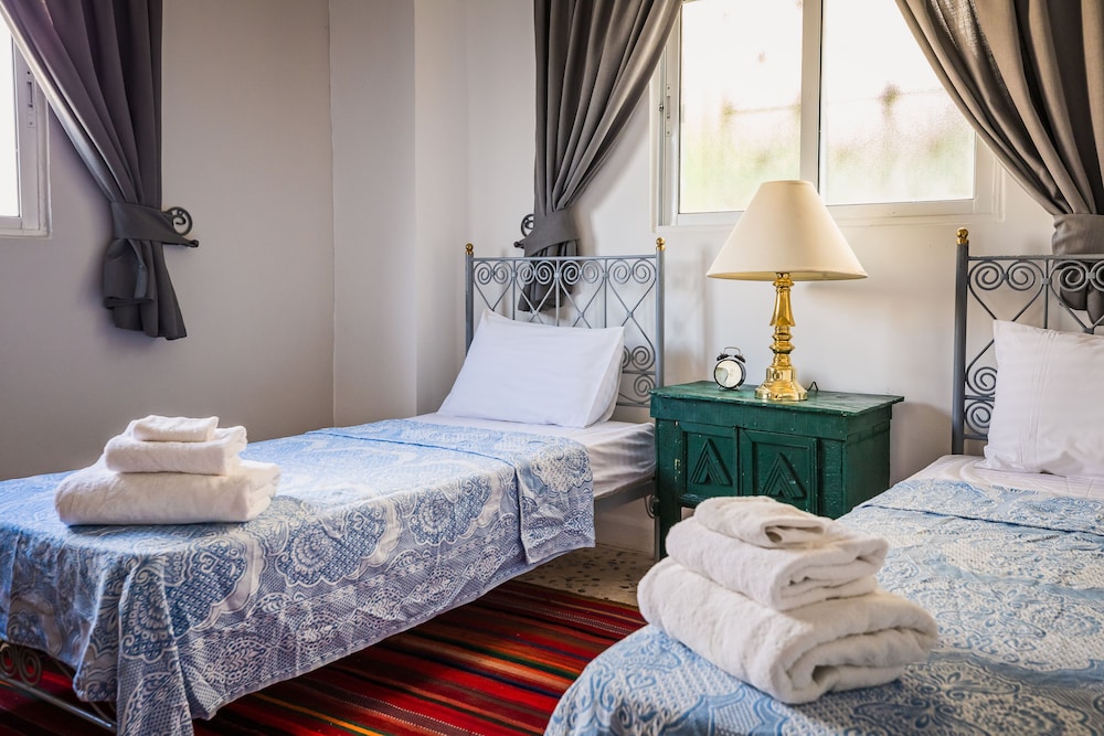 Deluxe Double Room, 1 Double or 2 Twin Beds photo 2