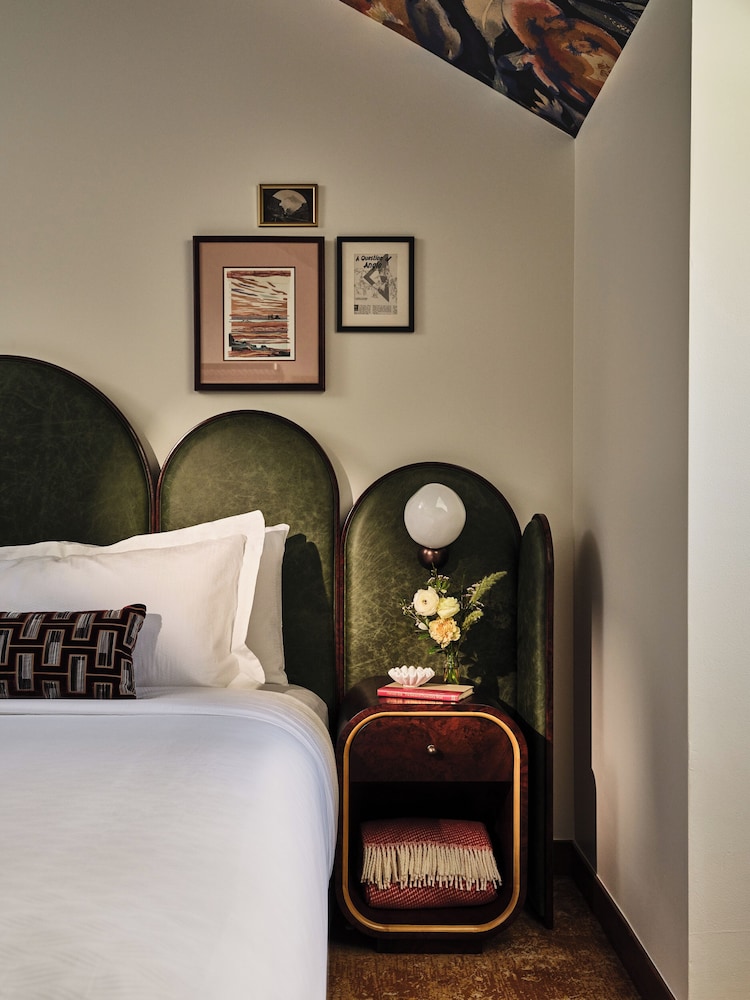 Available room