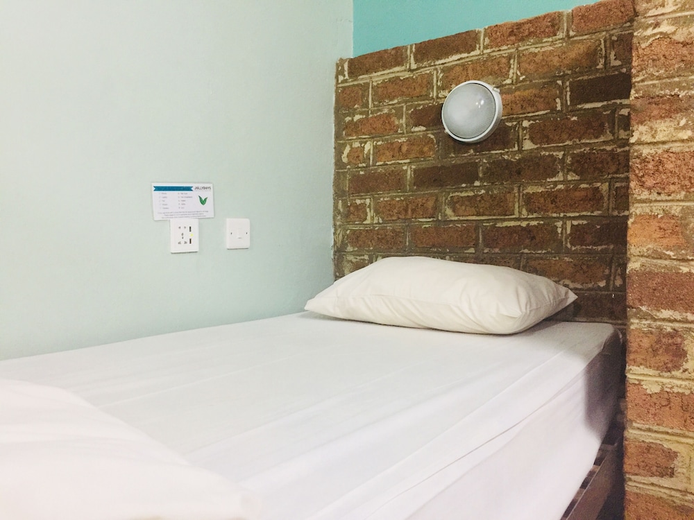 Shared Dormitory, Women only photo 2