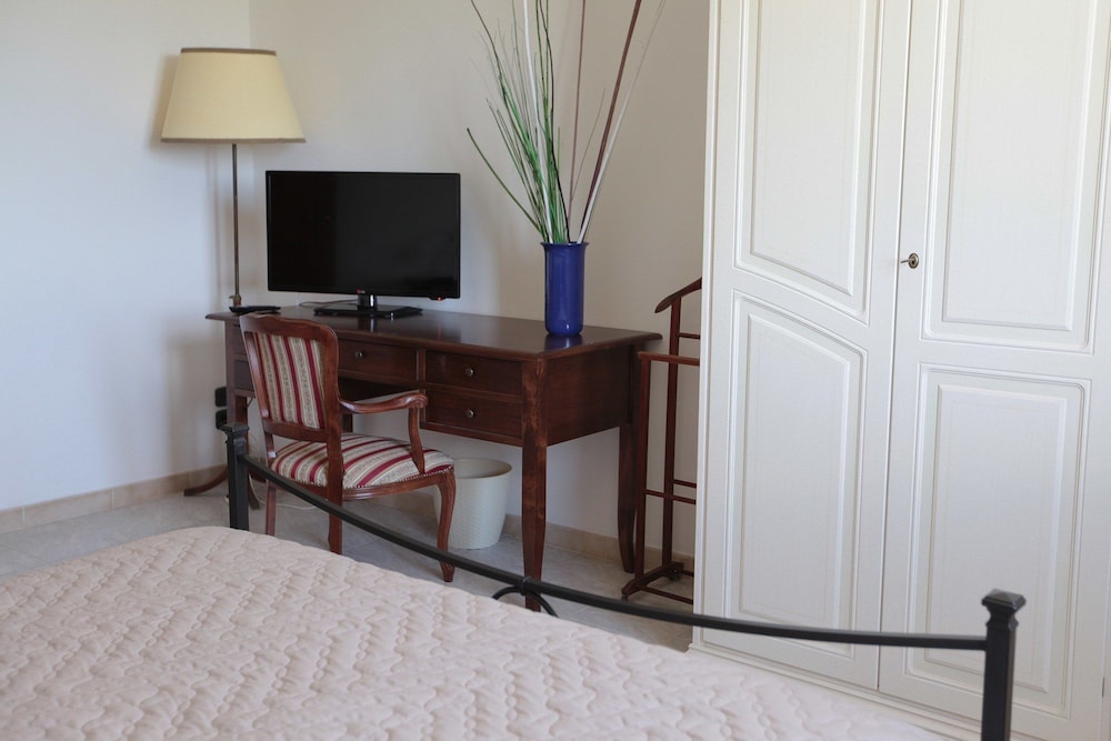 Panoramic Suite, 3 Bedrooms, 2 Bathrooms, Lakeside photo 3
