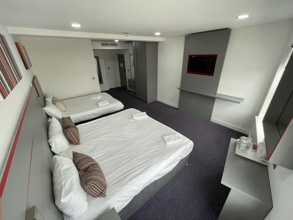 Quadruple Room, Ensuite - Photo 4