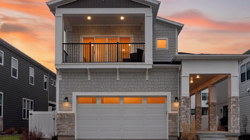 House (5 Bedrooms)