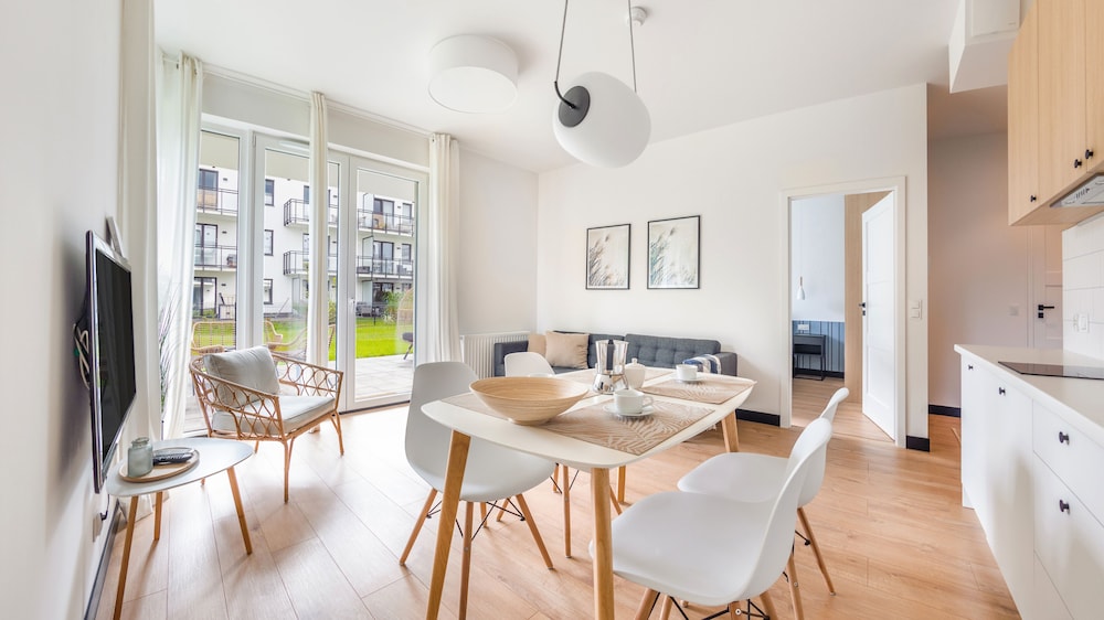 Apartment (2 F) photo 1
