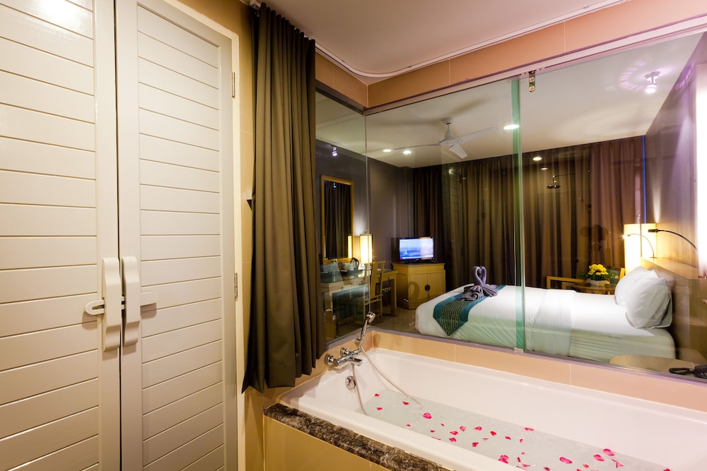 Superior room (No view) photo 3