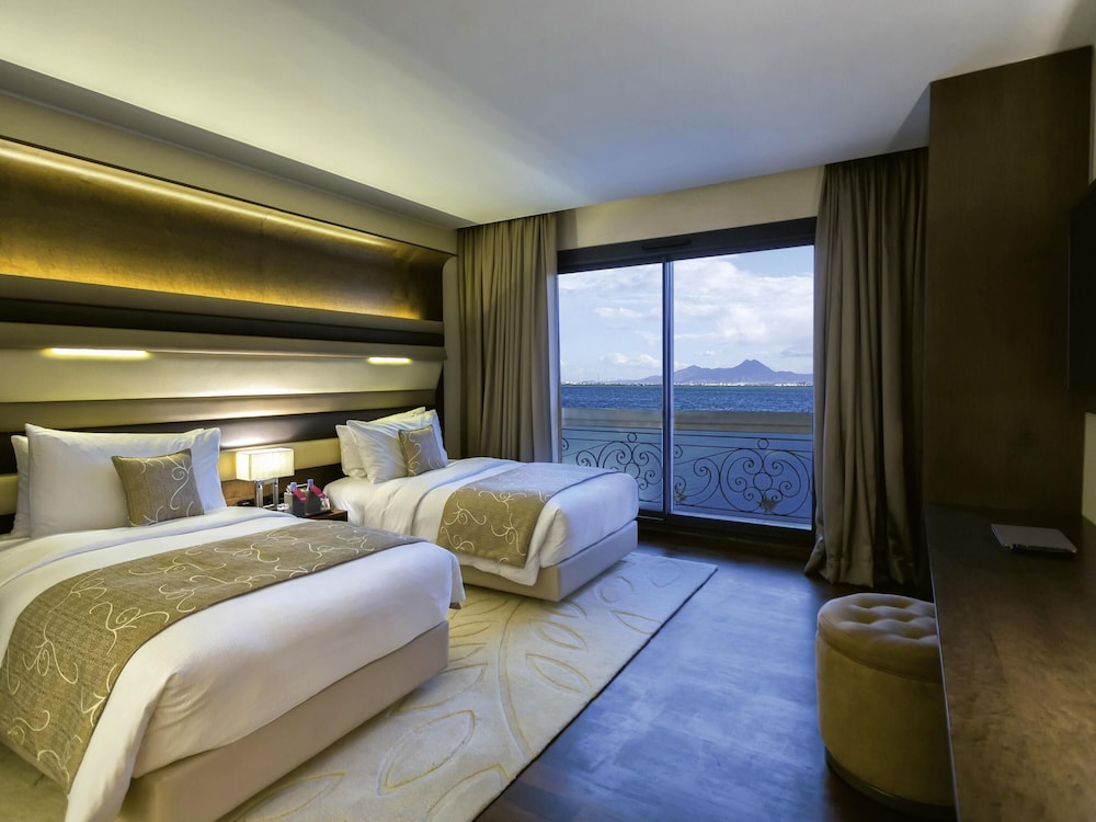 Presidential Suite, 2 Double Beds, Lake View