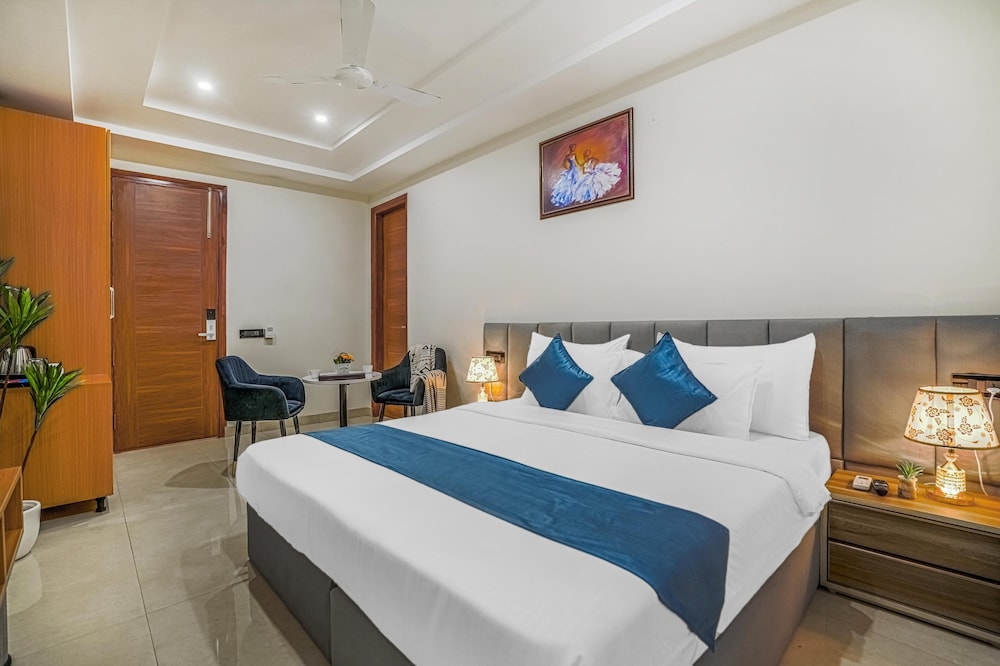 Deluxe Room - Photo 6