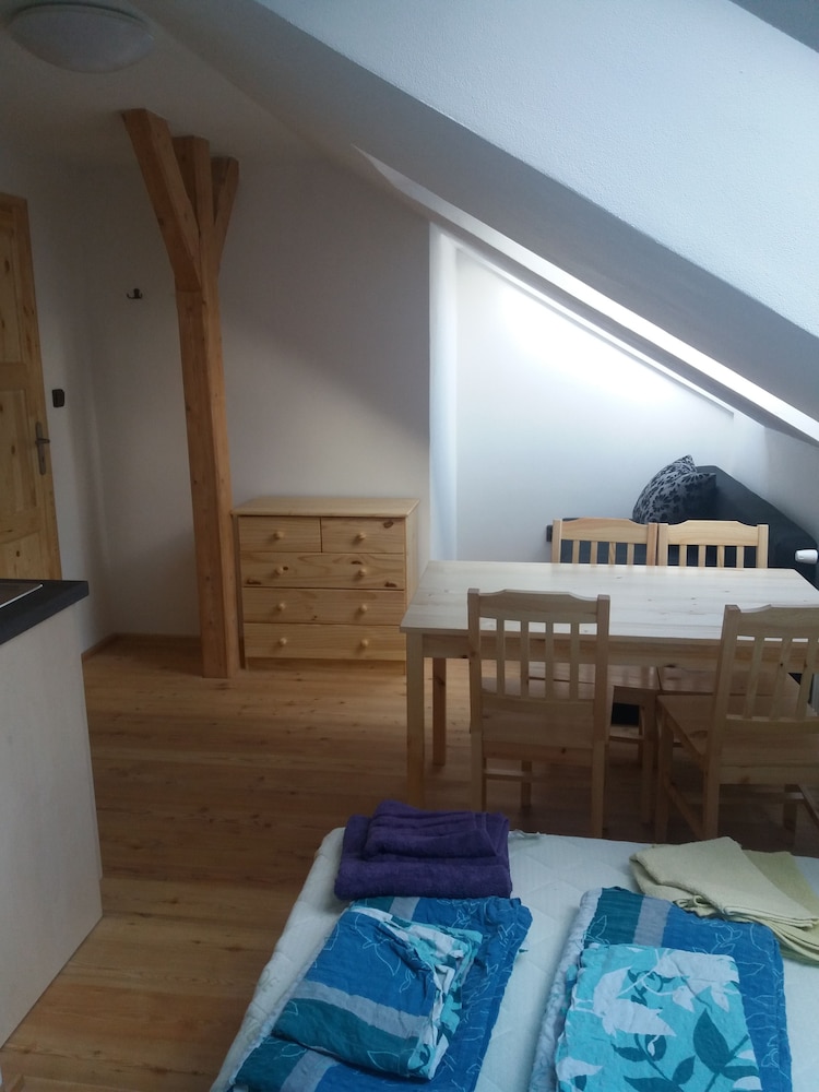 Economy Studio Suite, 1 Bedroom, Kitchenette, Courtyard View photo 2