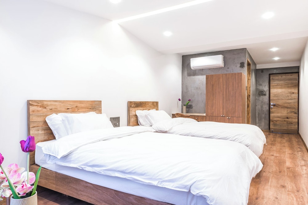 Deluxe Twin Room - Photo 2