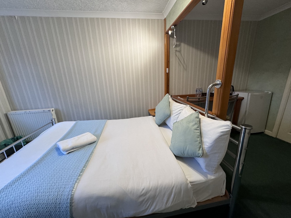 Standard Double Room photo 3