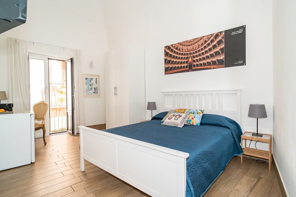 City Double Room, Courtyard View