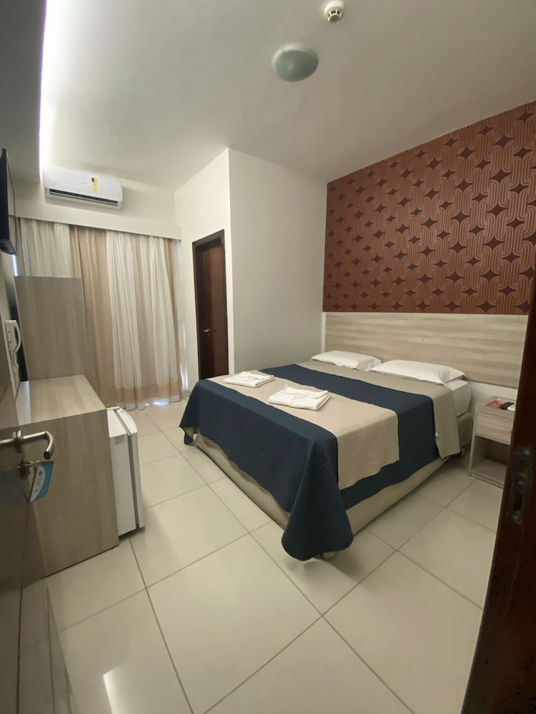 SUITE CASAL VARANDA VISTA LATERAL MAR