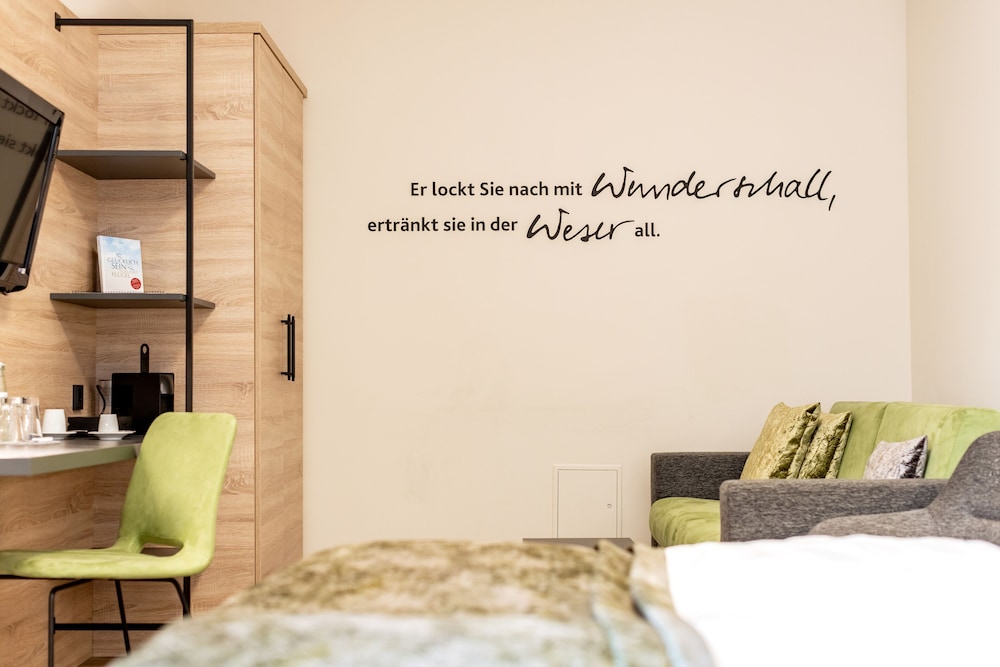 Superior Room, 1 Queen Bed photo 1