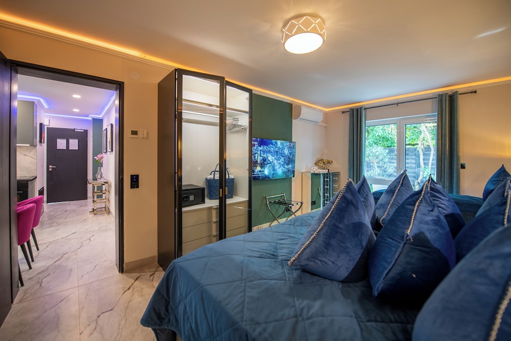 Apartment, 2 Bedrooms, Garden View (Adina) photo 1
