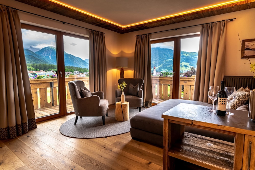 Luxury Suite