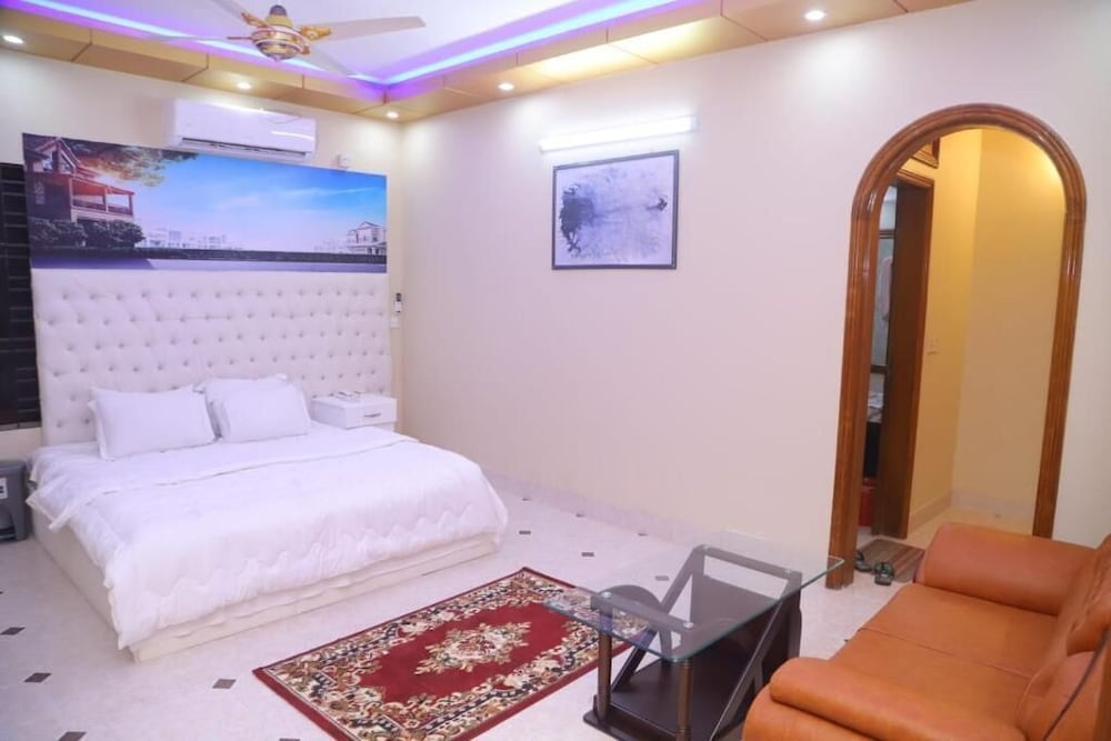 Deluxe Double Room photo 2