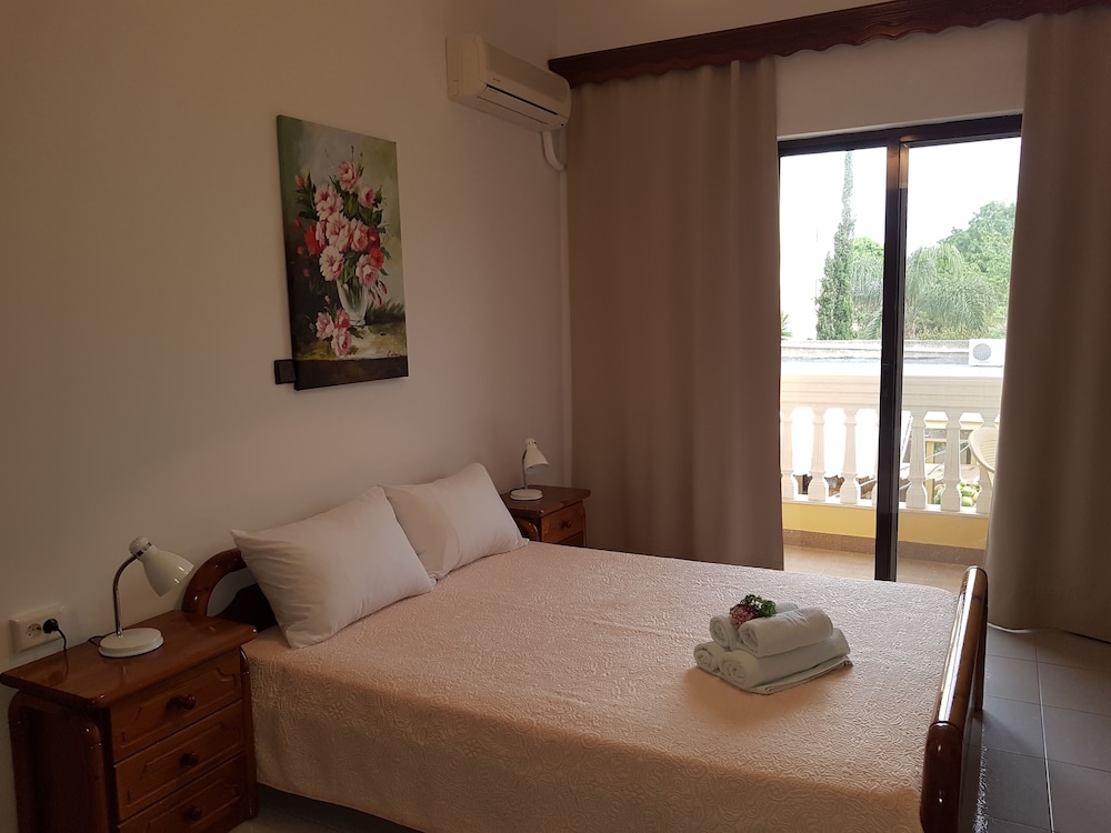 Standard Double Room, 1 Double Bed, Garden View