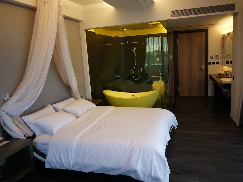 Standard Double Room, 1 Queen Bed, Non Smoking photo 1