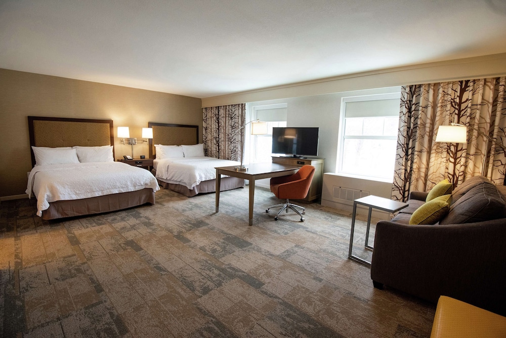 Studio, 2 Queen Beds, Accessible, Bathtub (Mobility & Hearing) photo 1