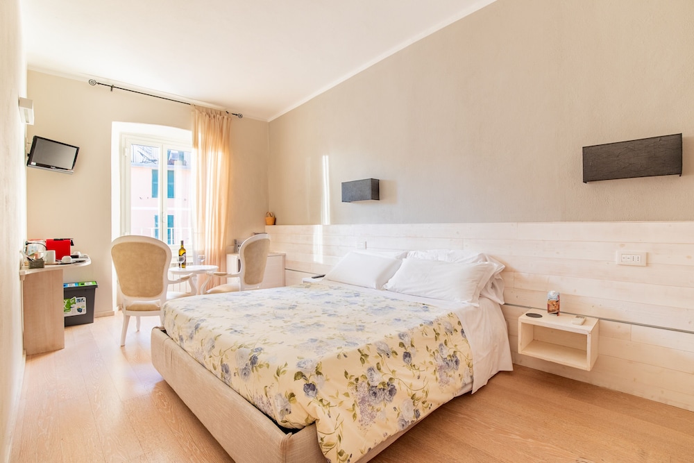 Honeymoon Double Room, Sea View (Alla Marina 2)