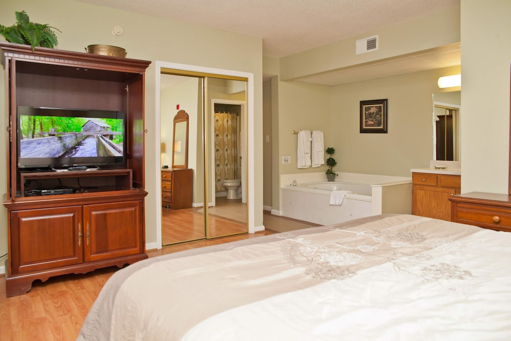 Condo, Multiple Beds (Whispering Pines 244)